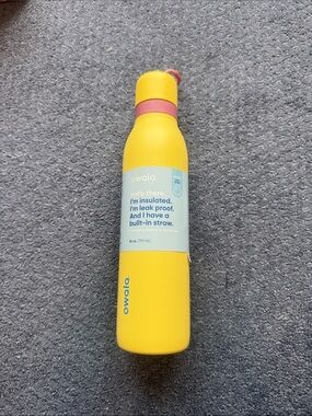 Owala  Water Bottle with Built-In Straw - Yellow